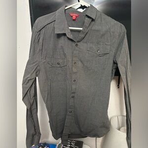 GUESS Gray button down shirt Size:Medium